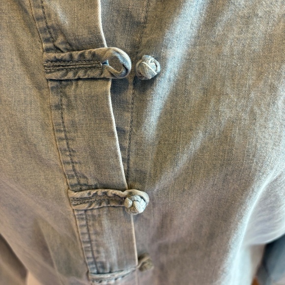 J Jill chambray french knot button down shirt - Picture 3 of 9